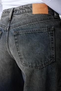 Weekday AMPLE LOW LOOSE MUDDY JEANS><noscript><img width=
