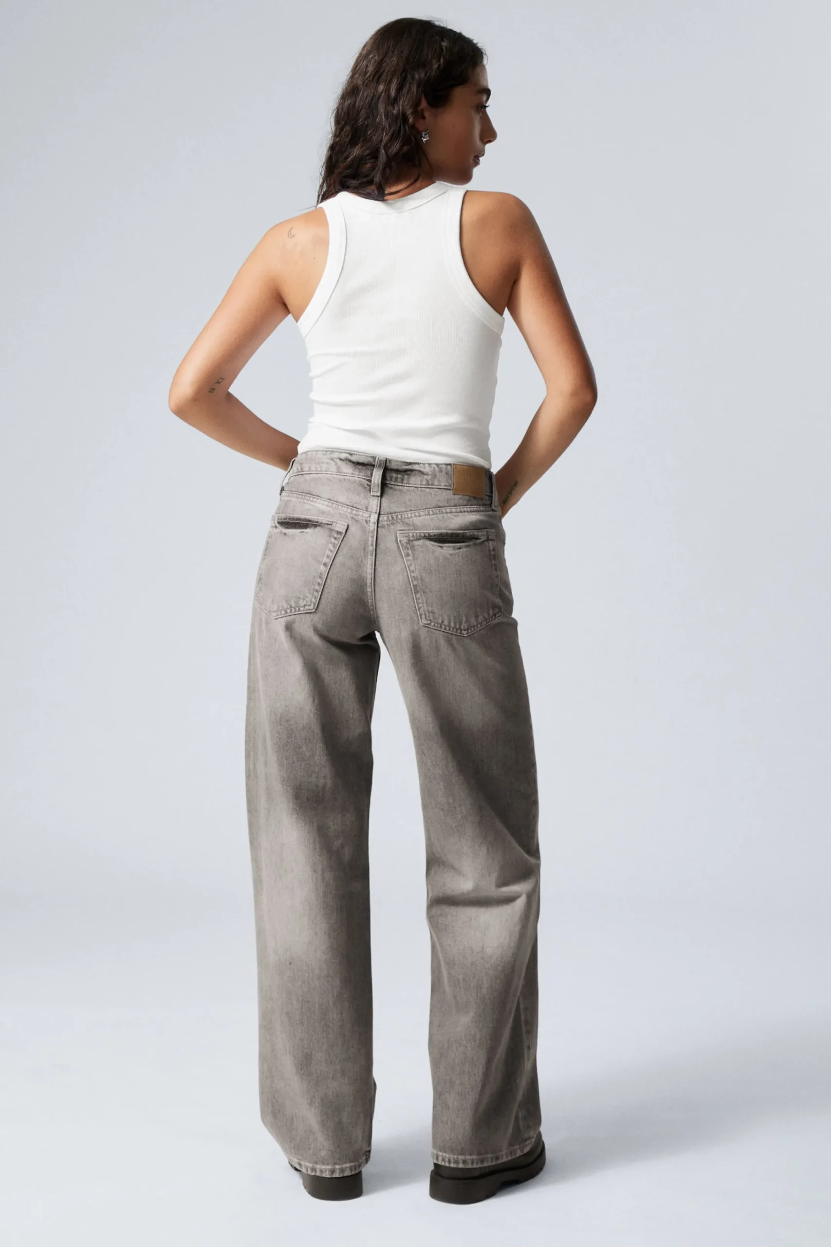 Weekday AMPLE LOW RISE LOOSE WIDE LEG JEANS>Women Jeans