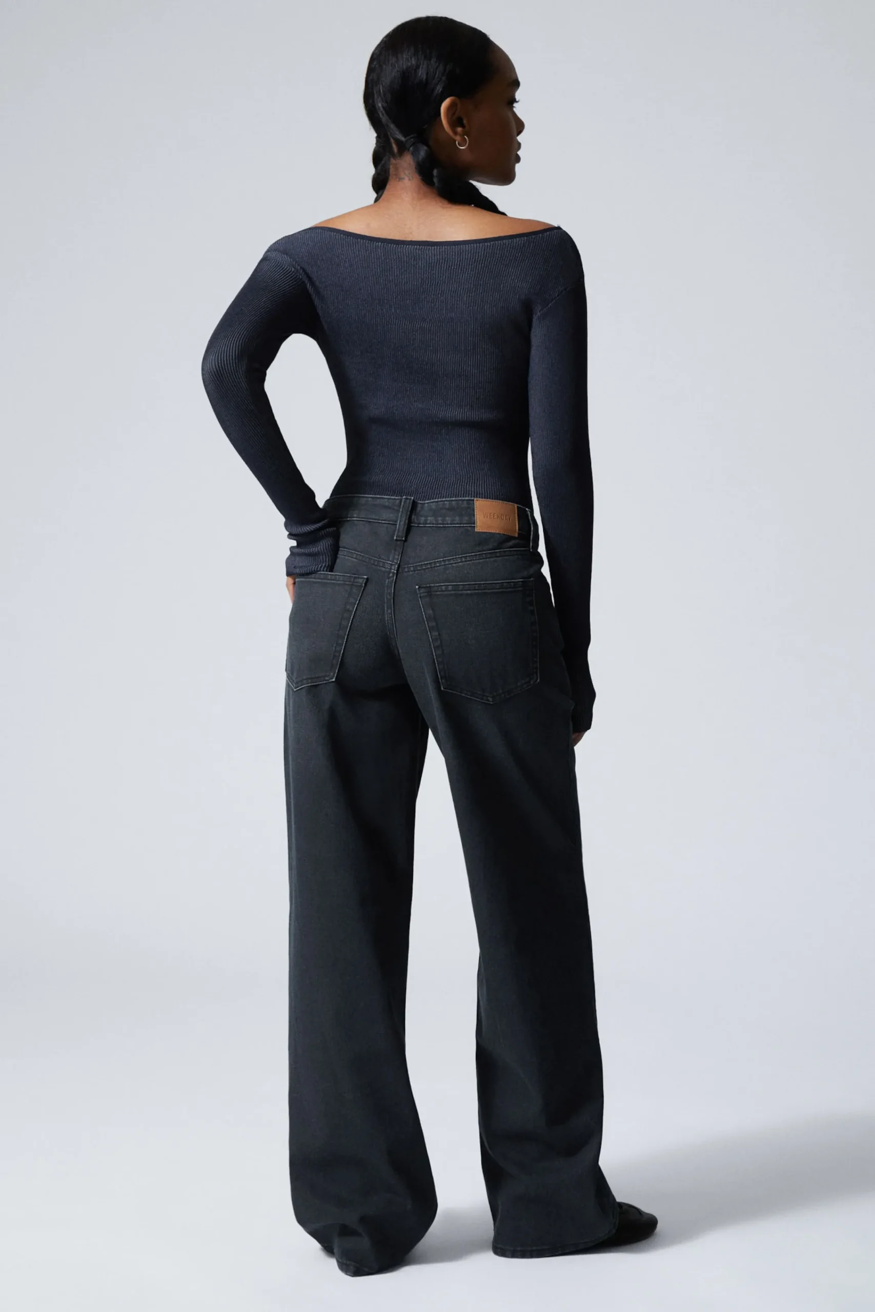 Weekday AMPLE LOW RISE LOOSE WIDE LEG JEANS>Women Jeans