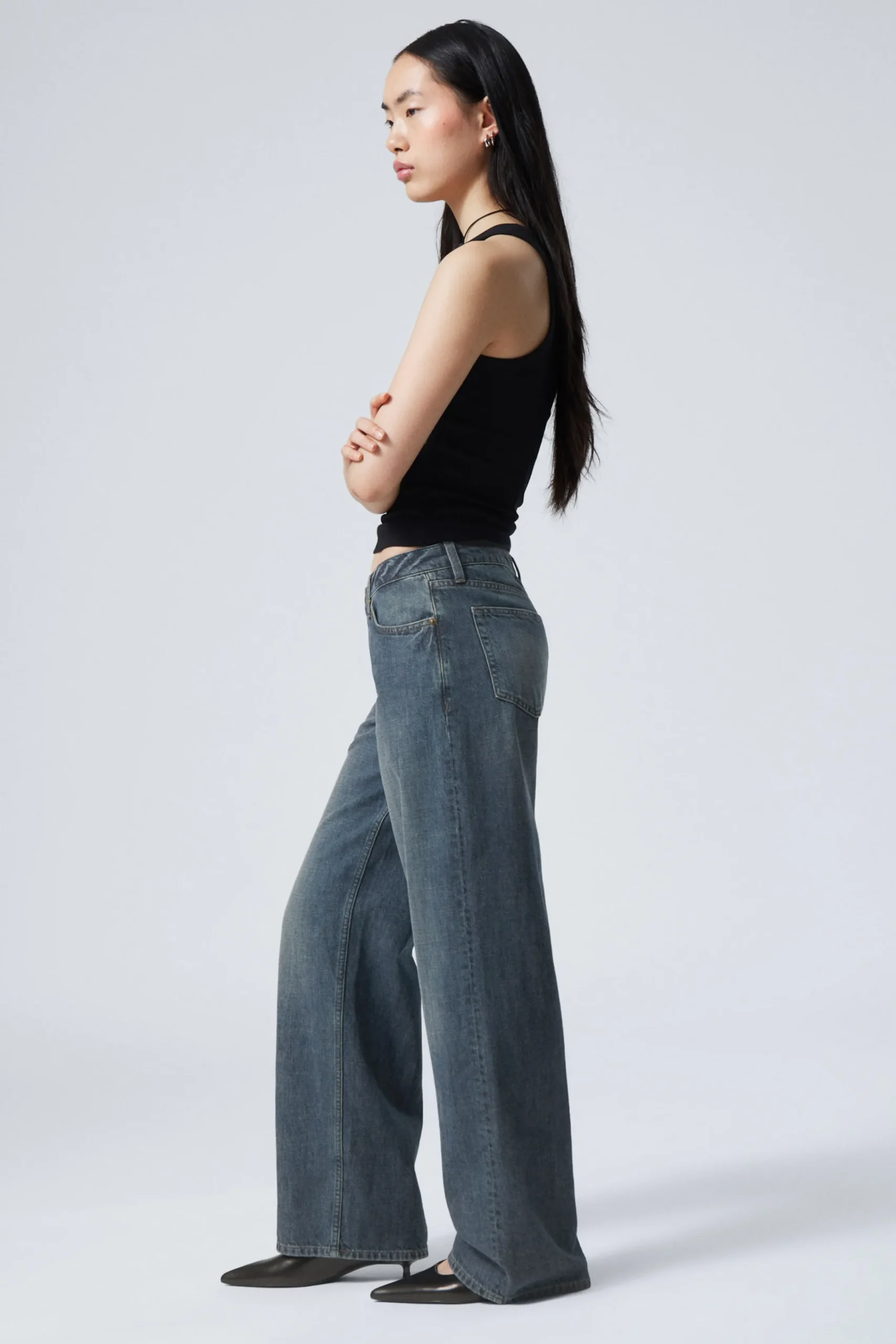 Weekday AMPLE LOW RISE LOOSE WIDE LEG JEANS>Women Jeans