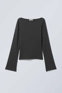 Weekday ANNIE LONG-SLEEVED BOAT-NECK TOP><noscript><img width=