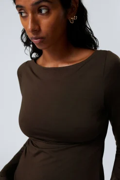 Weekday ANNIE LONG-SLEEVED BOAT-NECK TOP>Women Tops