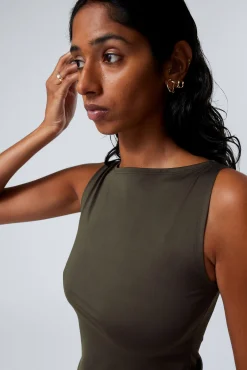 Weekday ANNIE SLEEVELESS BOAT-NECK TOP>Women Tops