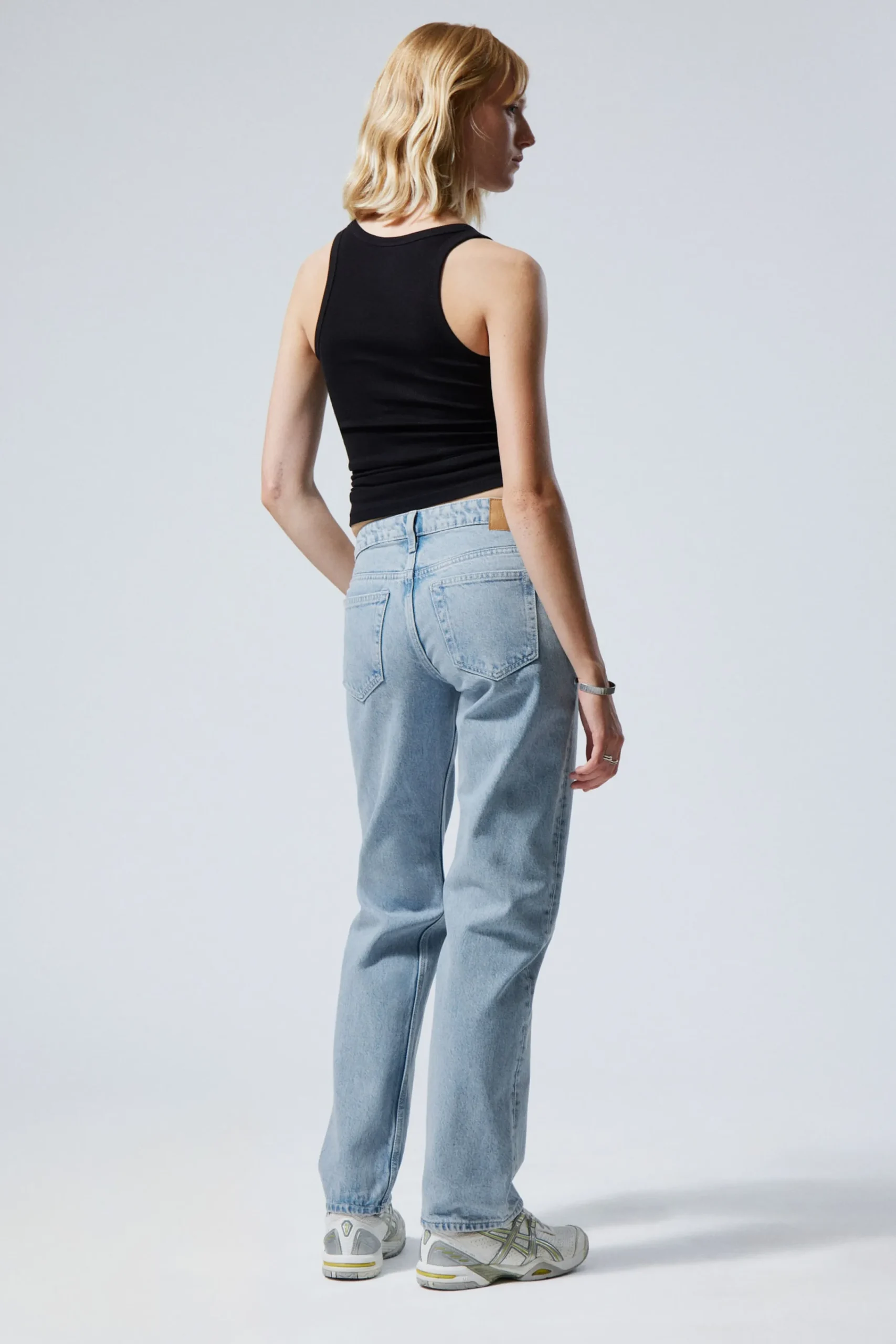 Weekday ARROW LOW RISE REGULAR STRAIGHT LEG JEANS>Women Jeans