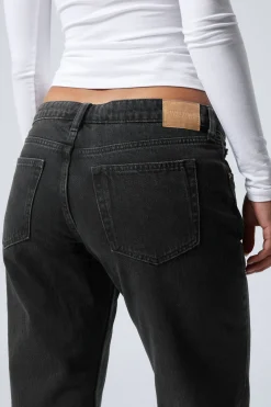 Weekday ARROW LOW RISE REGULAR STRAIGHT LEG JEANS><noscript><img width=