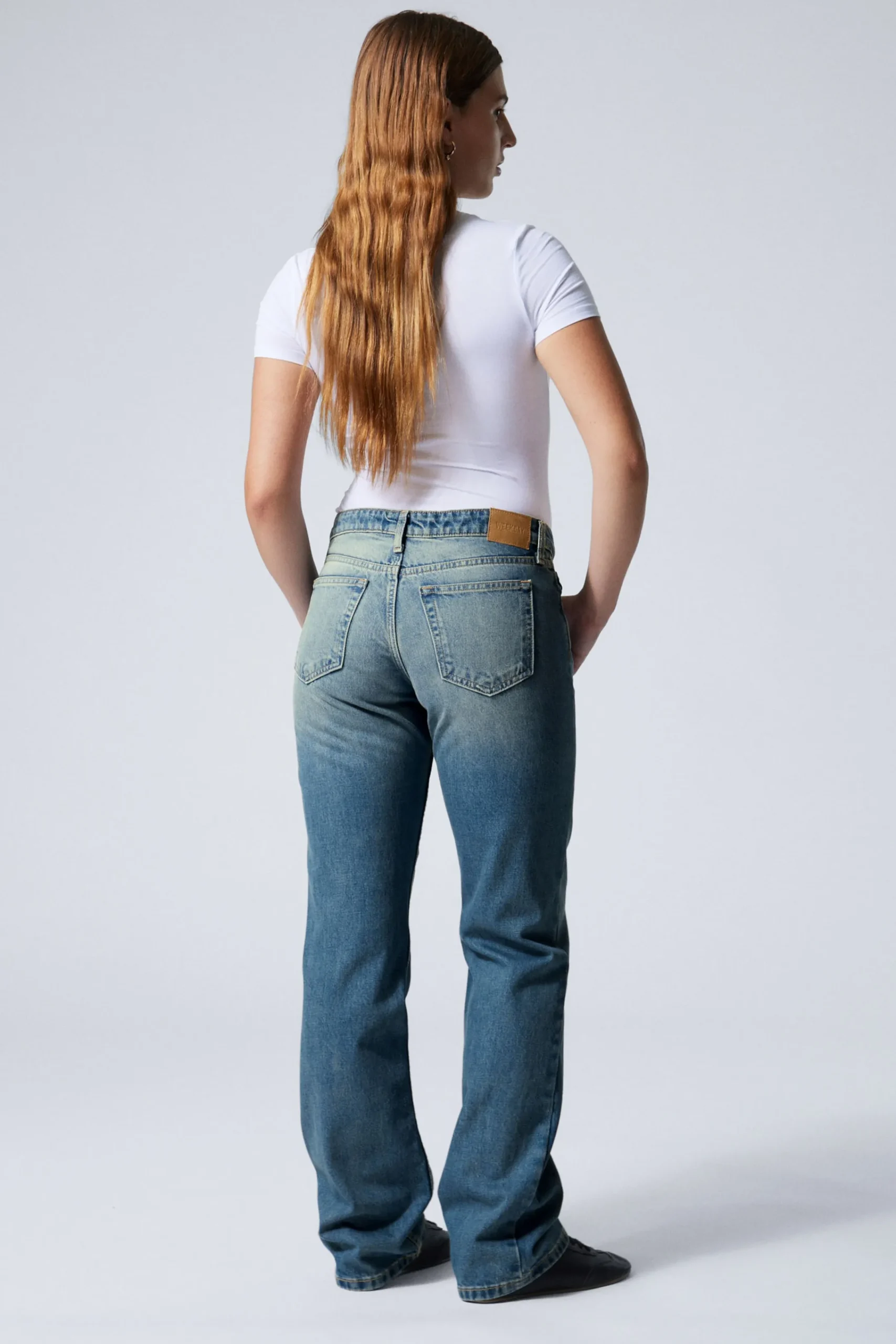 Weekday ARROW LOW RISE REGULAR STRAIGHT LEG JEANS>Women Jeans