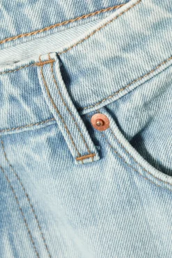Weekday ARROW LOW RISE REGULAR STRAIGHT LEG JEANS><noscript><img width=