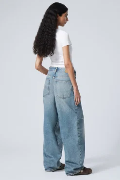 Weekday ASTRO LOOSE BAGGY LEG JEANS><noscript><img width=