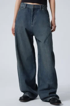 Weekday ASTRO LOOSE BAGGY SHAPE JEANS><noscript><img width=