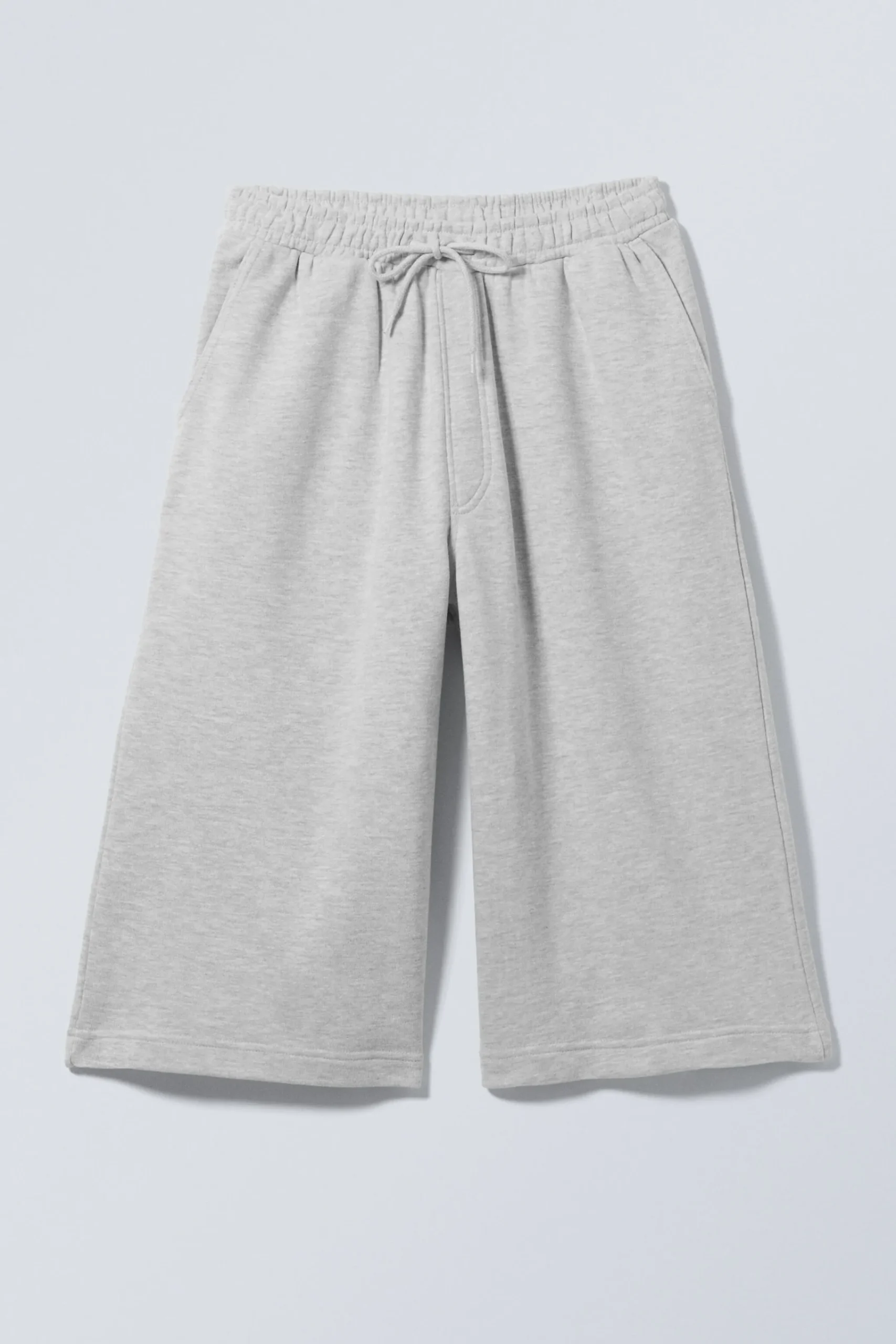 Weekday ASTRO LOOSE TERRY SHORTS> Shorts
