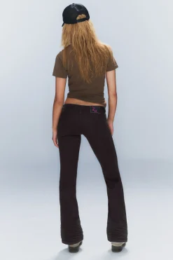 Weekday BOOTY BEI LOW WAIST SKINNY BOOTCUT JEANS><noscript><img width=