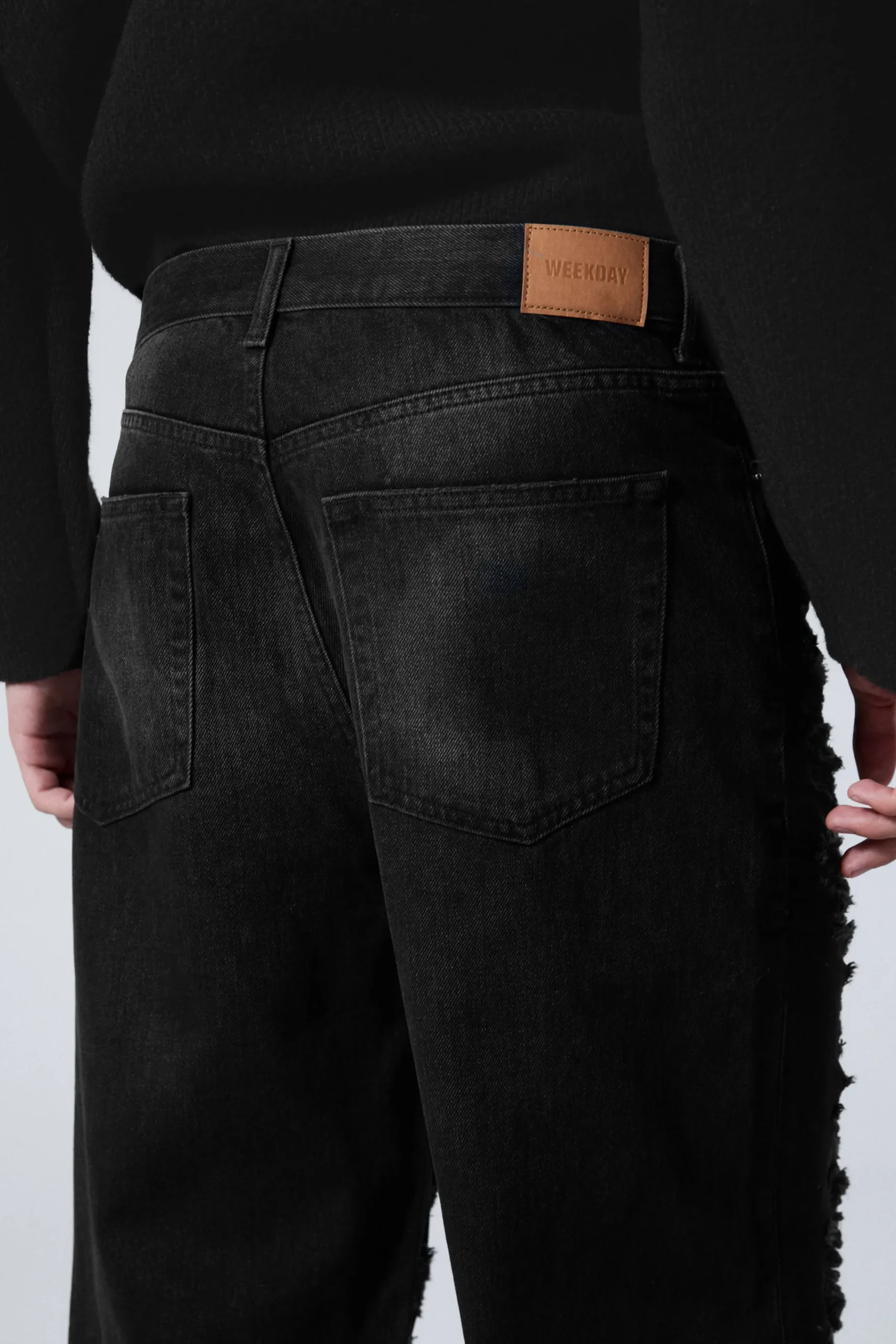 Weekday GALAXY LOOSE STRAIGHT DISTRESSED JEANS> Jeans