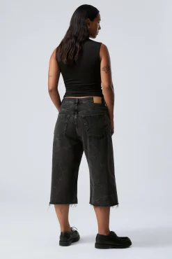 Weekday GALAXY LOOSE TWISTED DENIM SHORTS><noscript><img width=