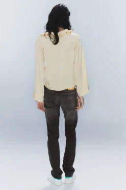 Weekday ISSUE LOW WAIST SLIM TAPERED JEANS><noscript><img width=
