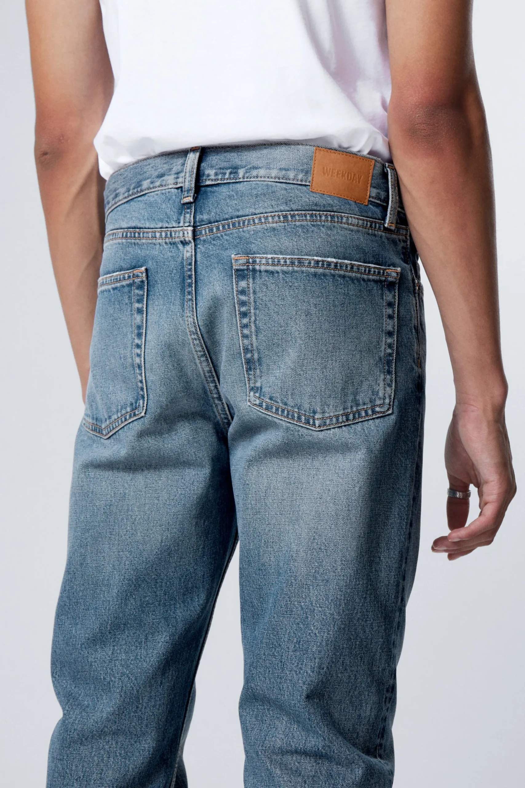 Weekday KLEAN REGULAR STRAIGHT LEG JEANS> Jeans