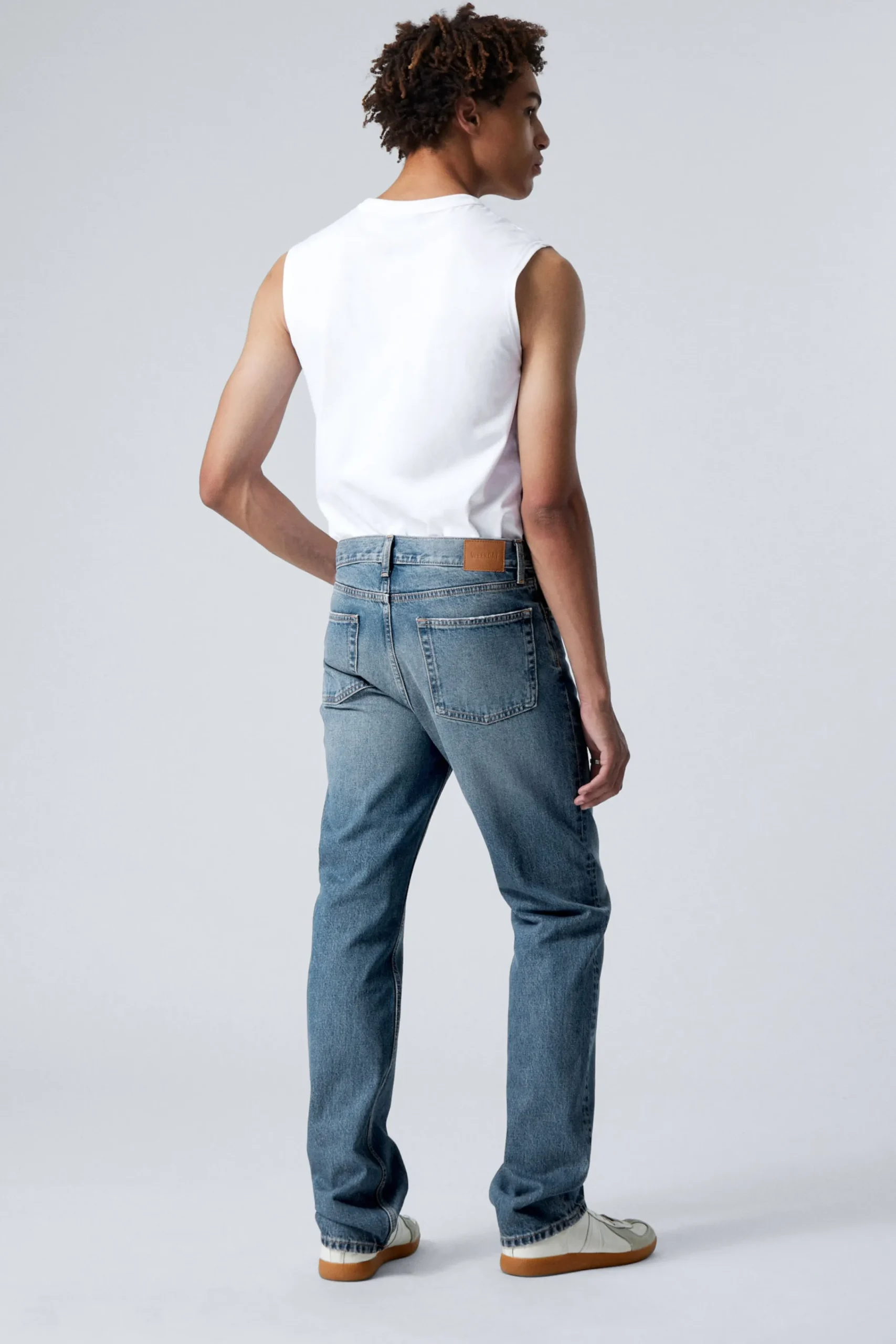 Weekday KLEAN REGULAR STRAIGHT LEG JEANS> Jeans