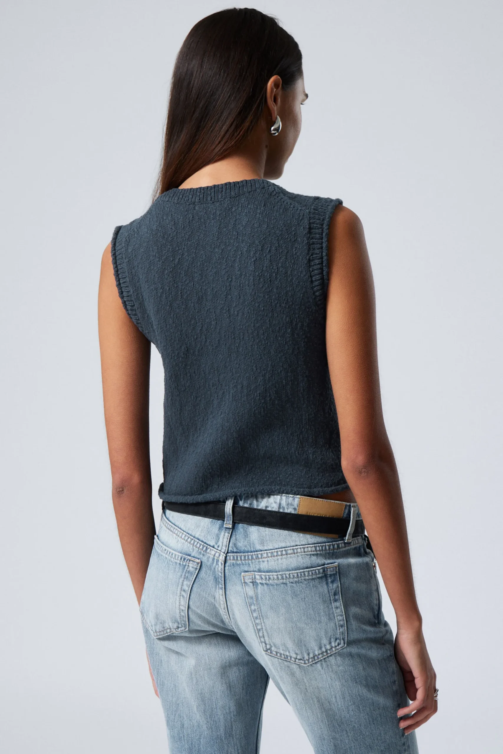 Weekday KNITTED SINGLE-BREASTED VEST>Women Knitwear