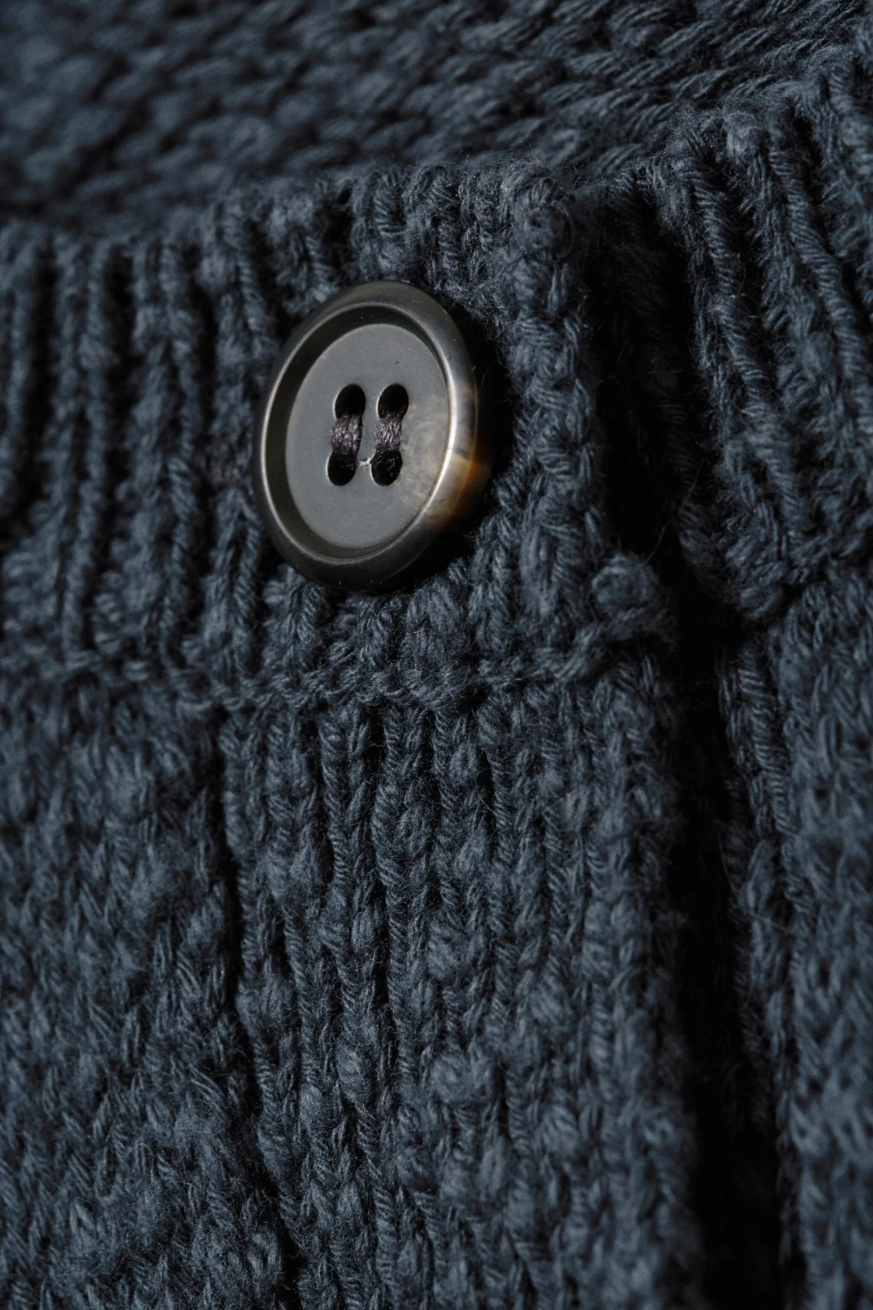Weekday KNITTED SINGLE-BREASTED VEST>Women Knitwear