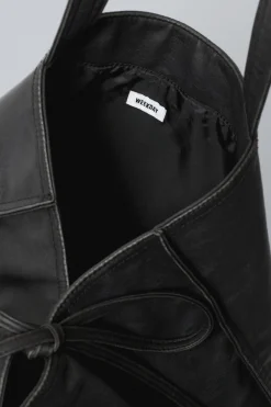 Weekday LARGE FAUX LEATHER TOTE BAG><noscript><img width=