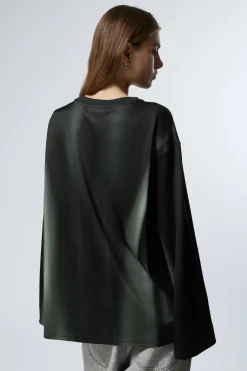 Weekday LONG-SLEEVED OVERSIZED SPORTS T-SHIRT><noscript><img width=