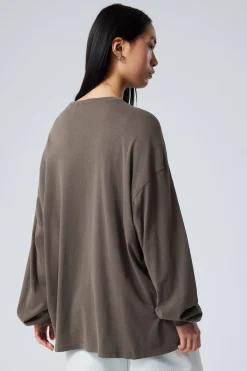 Weekday LONG-SLEEVED OVERSIZED T-SHIRT><noscript><img width=