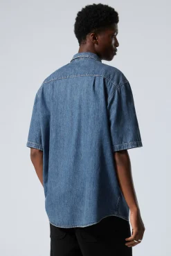 Weekday LOOSE SHORT SLEEVE DENIM SHIRT><noscript><img width=