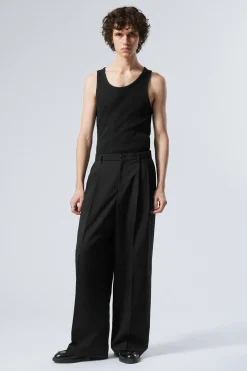 Weekday LOW WAIST LOOSE FIT SUIT TROUSERS> Trousers