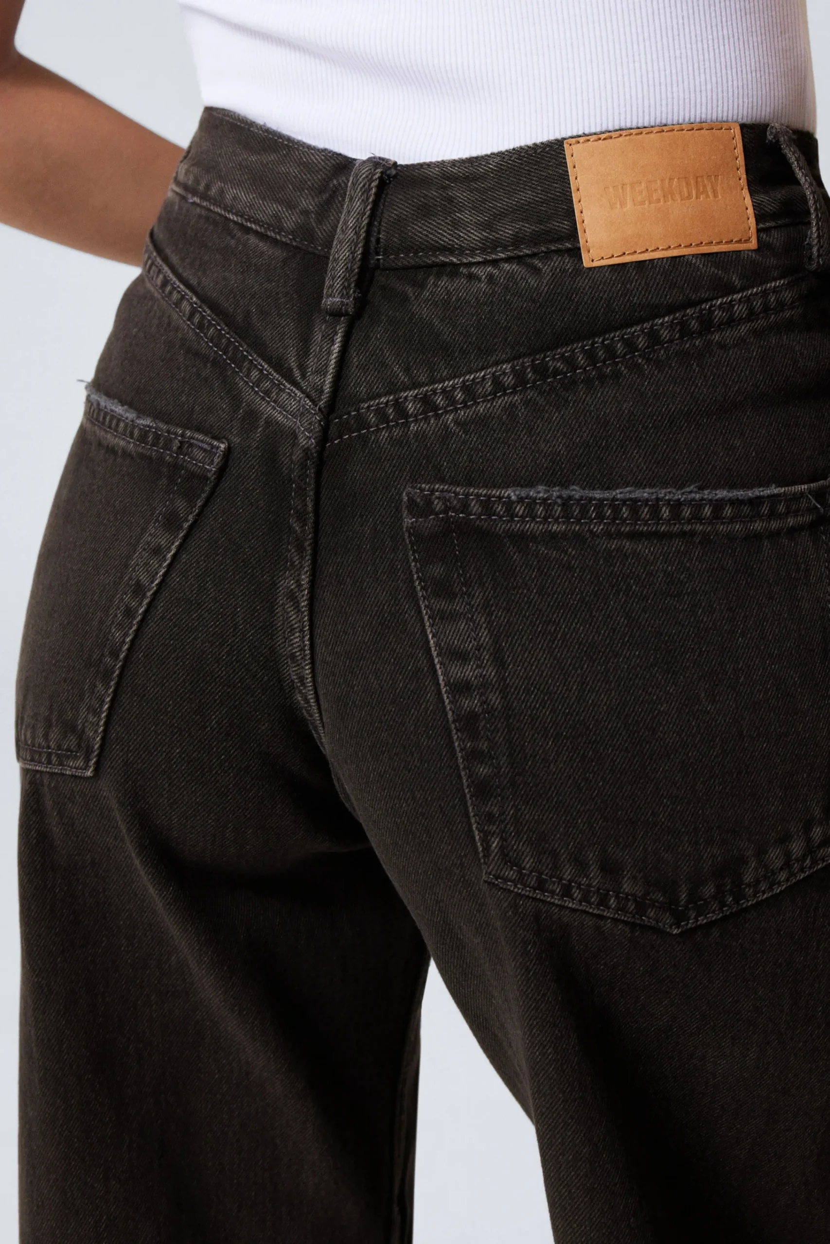 Weekday LOW WAIST LOOSE WIDE JEANS>Women Jeans