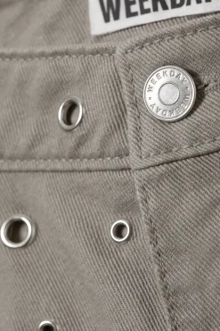 Weekday LOW WAIST LOOSE WIDE LEG EYELET TWILL TROUSERS><noscript><img width=