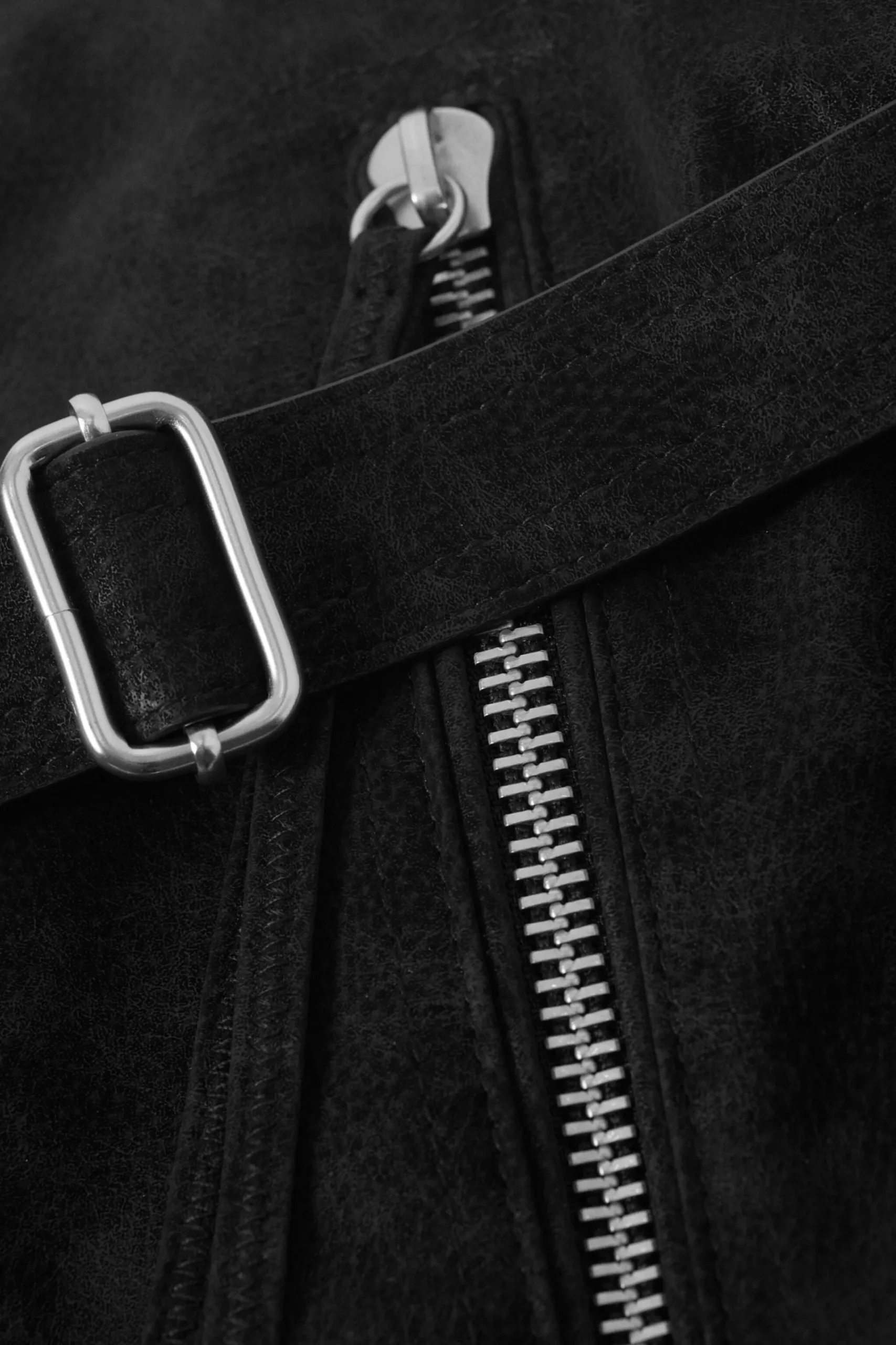 Weekday MEDIUM ZIP SHOULDER BAG>Women Bags
