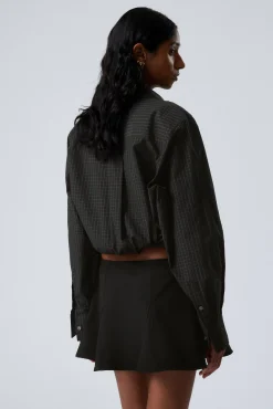 Weekday MINI SKIRT><noscript><img width=