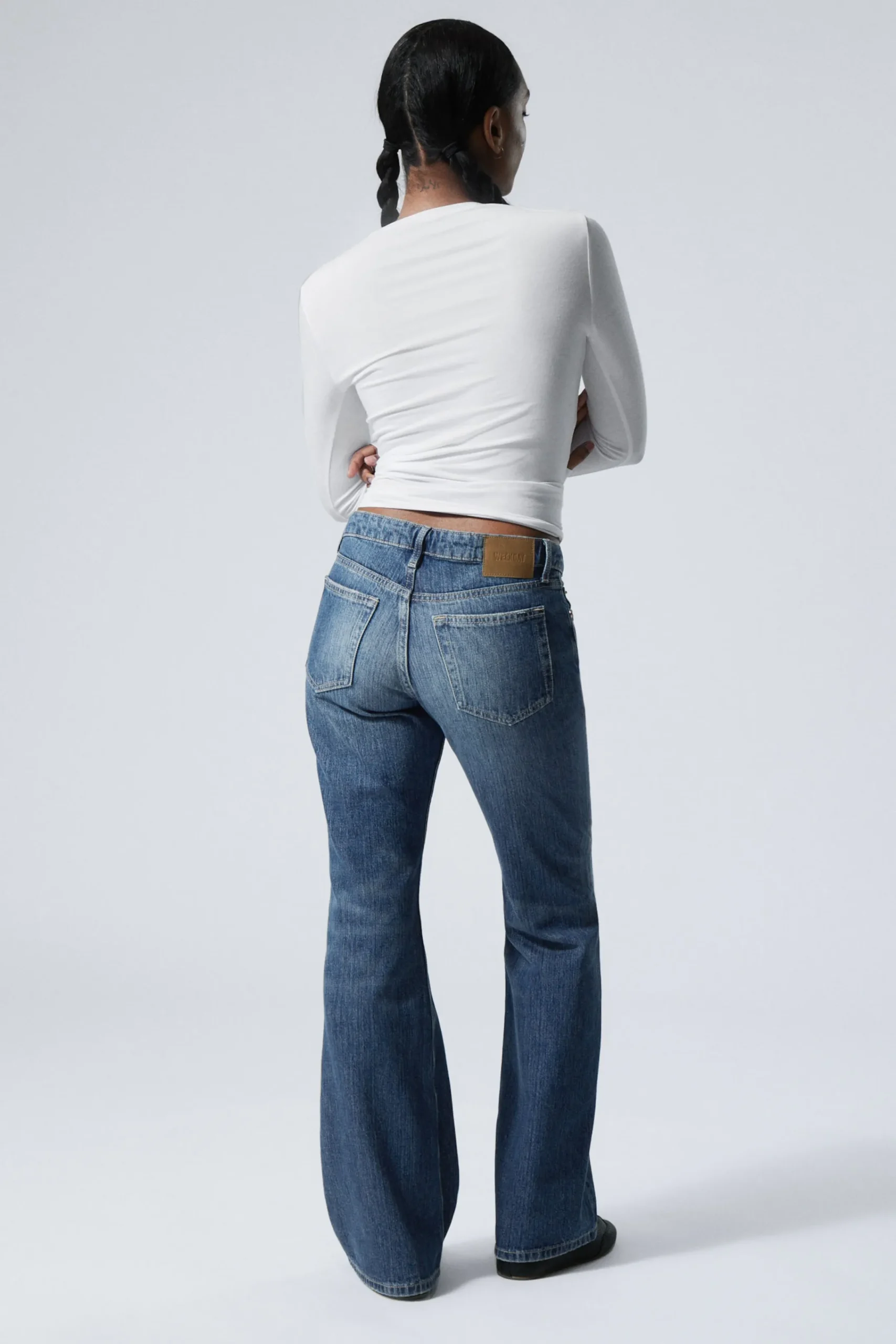 Weekday NOVA LOW RISE SLIM BOOTCUT LEG JEANS>Women Jeans