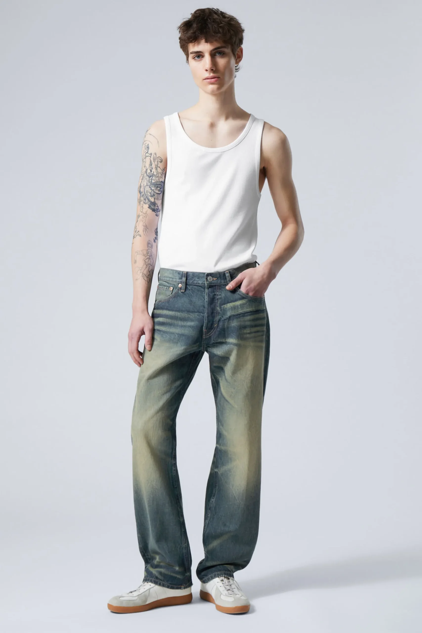 Weekday ORBIT MID RISE REGULAR STRAIGHT LEG JEANS>Women Jeans