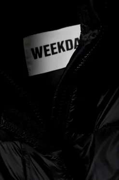 Weekday OVERSIZED RECYCLED DOWN PUFFER JACKET><noscript><img width=