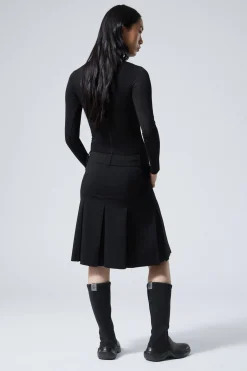 Weekday PLEATED MIDI SUITING SKIRT><noscript><img width=