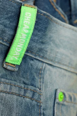 Weekday RAD SUPER REGULAR WAIST LOOSE WIDE JEANS><noscript><img width=