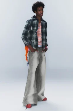Weekday RAD SUPER REGULAR WAIST LOOSE WIDE JEANS><noscript><img width=