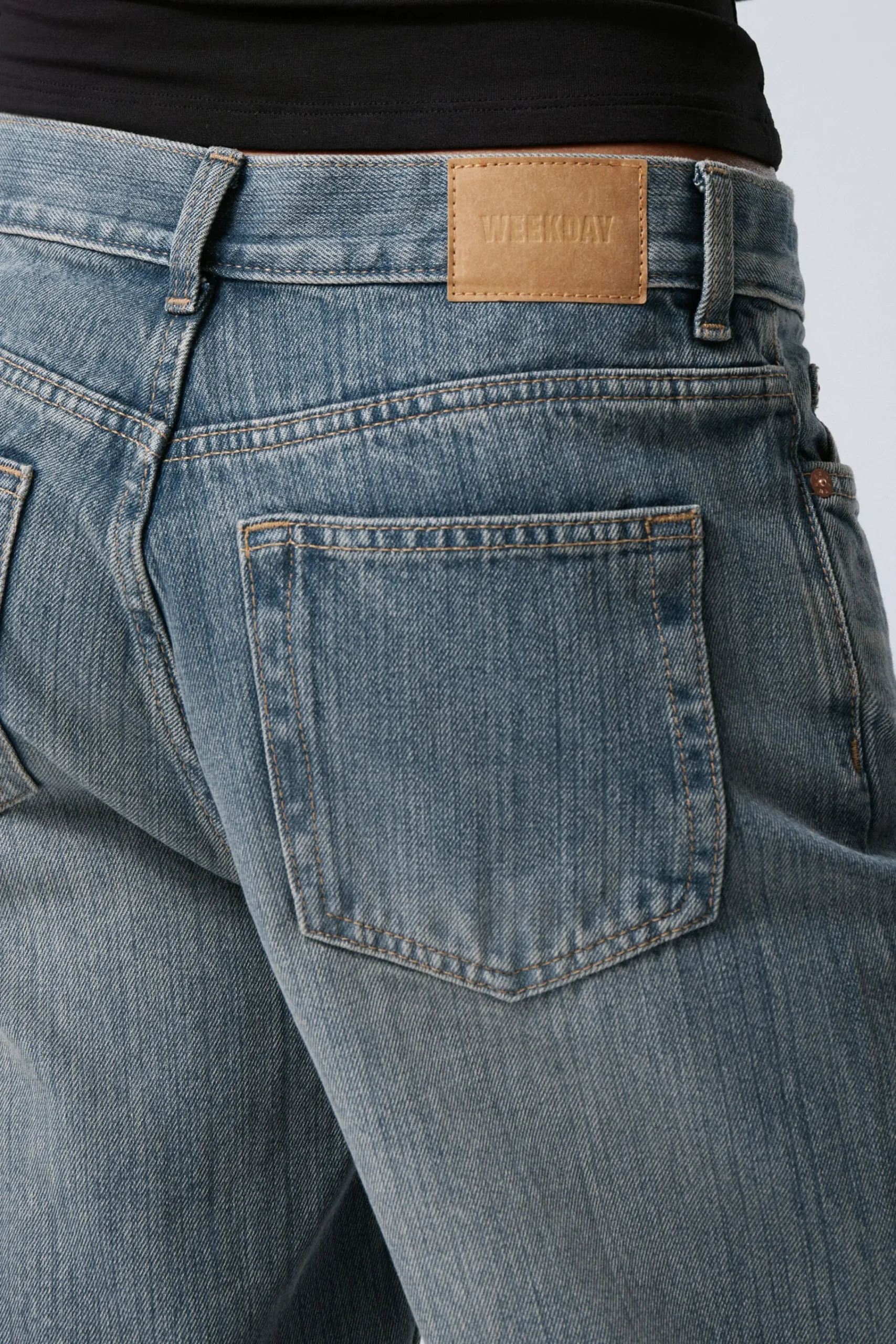 Weekday RAIL MID RISE LOOSE WIDE LEG JEANS>Women Jeans