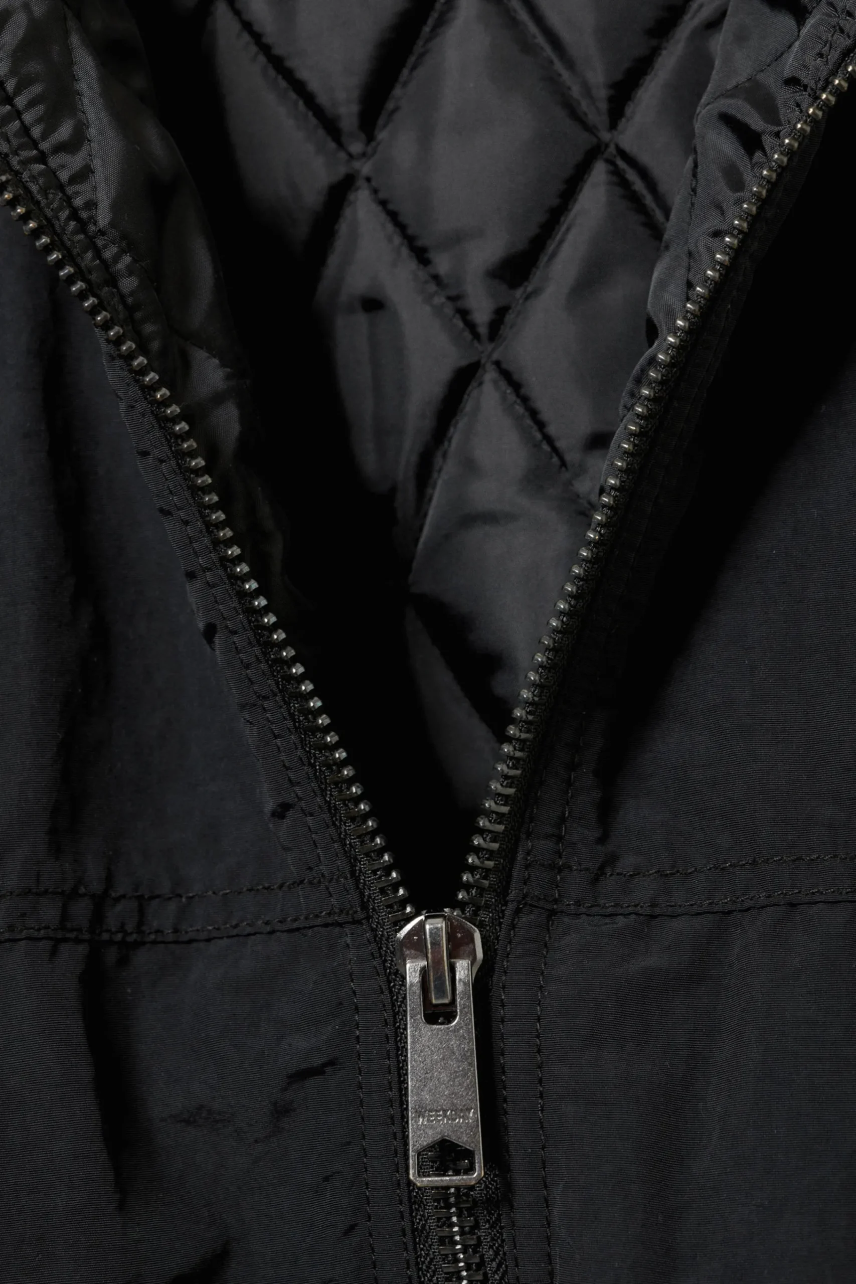 Weekday RELAXED NYLON BOMBER JACKER> Jackets & Coats