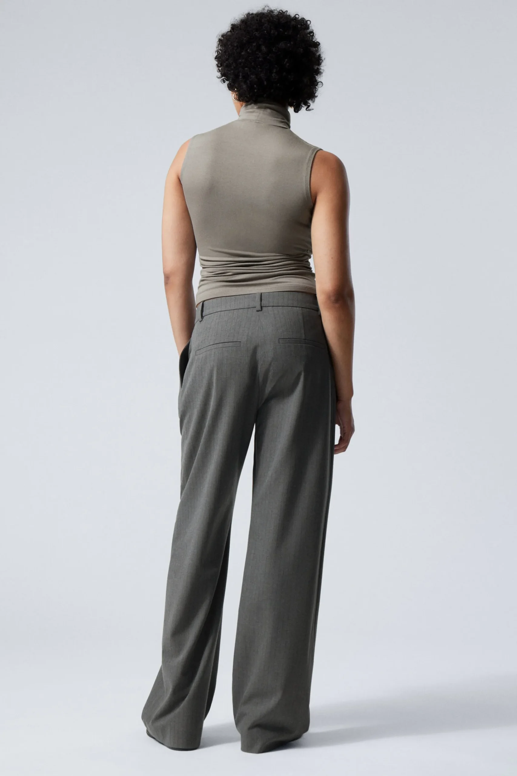 Weekday RELAXED PLEATED SUITING TROUSERS>Women Trousers