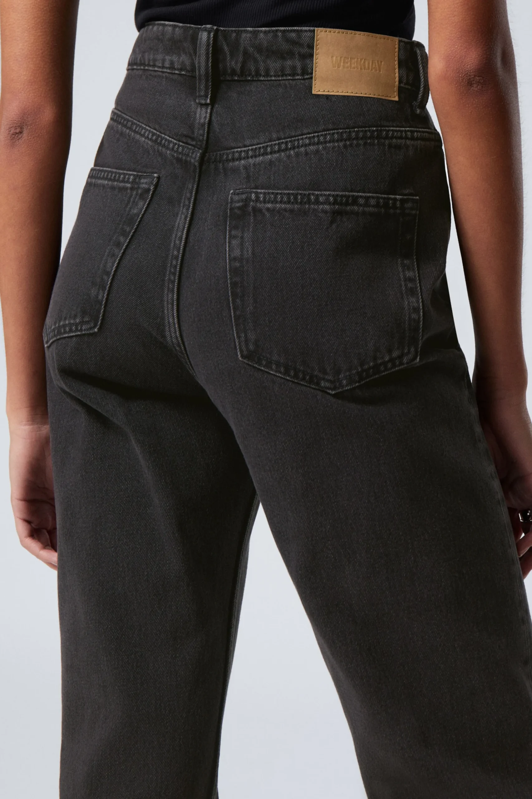 Weekday ROWE SUPER HIGH WAISTED REGULAR STRAIGHT LEG JEANS>Women Jeans