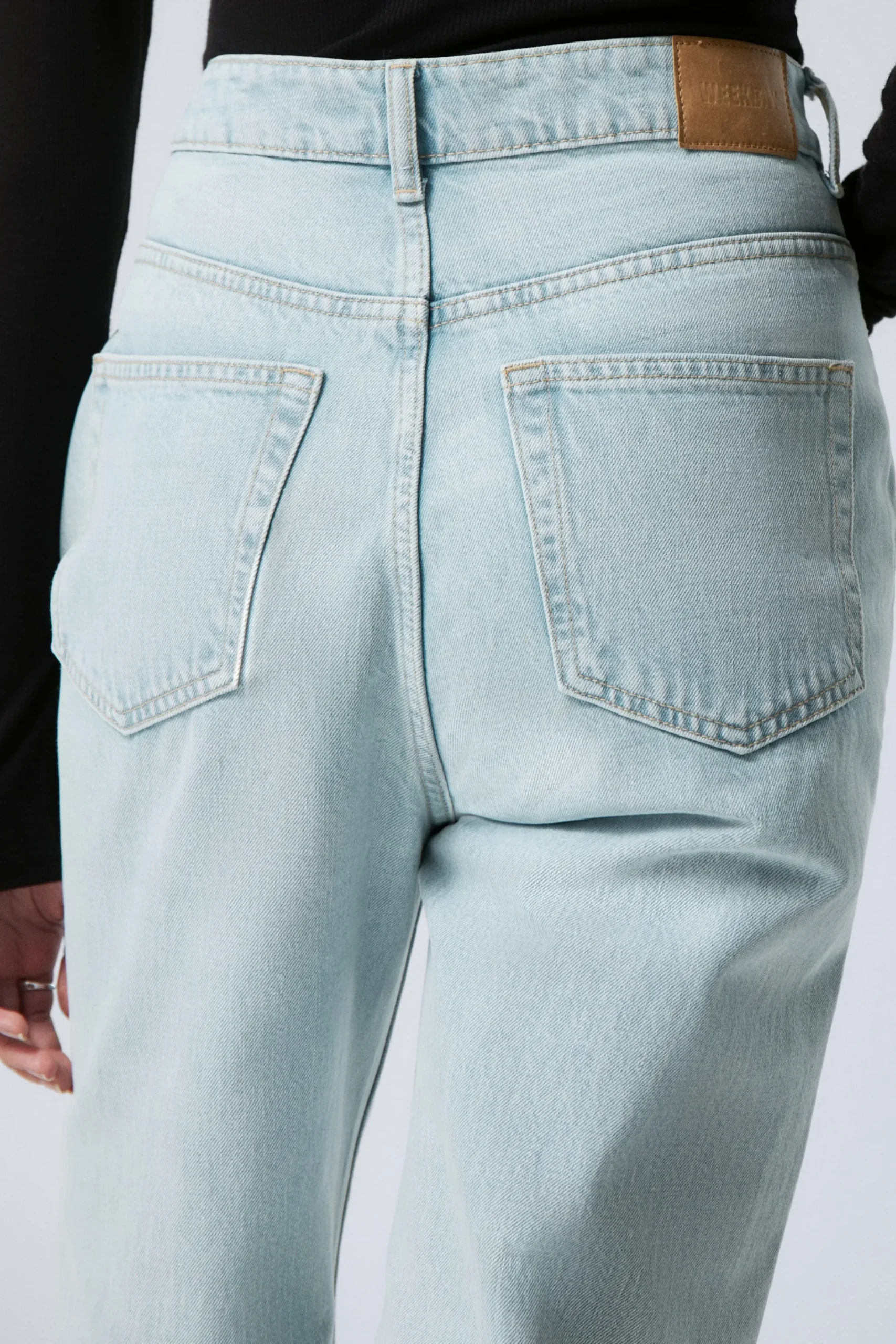 Weekday ROWE SUPER HIGH WAISTED REGULAR STRAIGHT LEG JEANS>Women Jeans