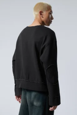 Weekday SHORT DISTRESSED SWEATSHIRT><noscript><img width=
