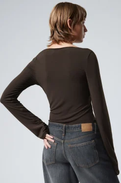 Weekday SIDE TIE TOP><noscript><img width=