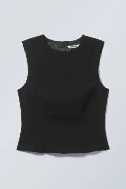 Weekday SLEEVELESS FRAYED SUITING TOP><noscript><img width=