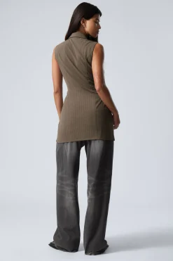 Weekday SLEEVELESS MINI SUITING ZIP DRESS><noscript><img width=