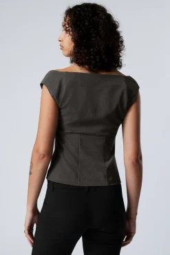Weekday SLEEVELESS WIDE NECK TOP><noscript><img width=