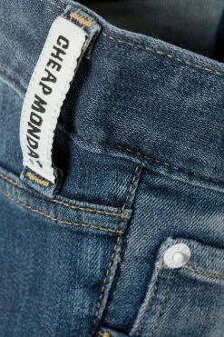 Weekday SLEEZE LOW WAIST SKINNY JEANS><noscript><img width=