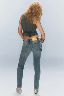 Weekday SLEEZIE LOW WAIST SKINNY JEANS><noscript><img width=