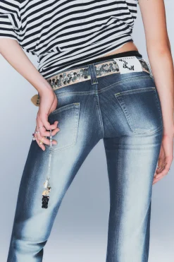 Weekday SLEEZIE LOW WAIST SKINNY STRAIGHT JEANS><noscript><img width=